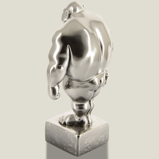 Mario sur piédestal (carré) argent, 19 cm